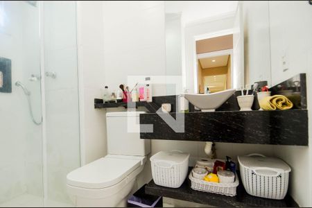 Apartamento à venda com 82m², 3 quartos e 2 vagas Apartamento à venda com 82m², 3 quartos e 2 vagasBanheiro da Suíte