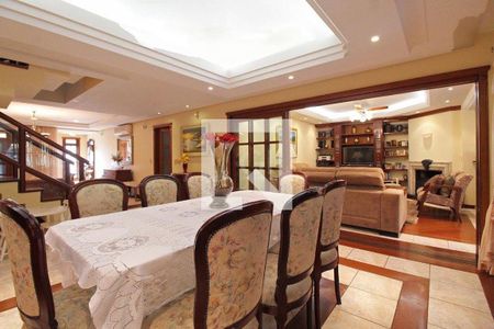 Casa à venda com 4 quartos, 381m² em Chácara das Pedras, Porto Alegre