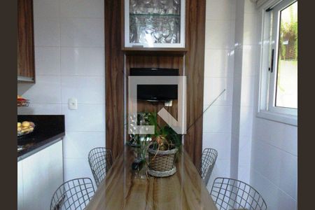 Casa à venda com 3 quartos, 183m² em Jardim Itu, Porto Alegre