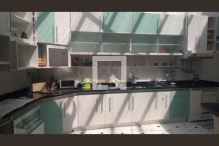 Casa à venda com 2 quartos, 179m² em Jardim Itu, Porto Alegre