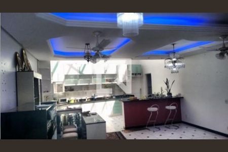 Casa à venda com 2 quartos, 179m² em Jardim Itu, Porto Alegre