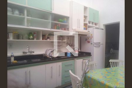 Casa à venda com 2 quartos, 179m² em Jardim Itu, Porto Alegre