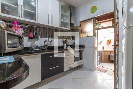 Casa à venda com 120m², 3 quartos e 2 vagas