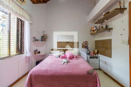 Casa à venda com 120m², 3 quartos e 2 vagas