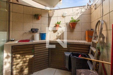 Casa à venda com 120m², 3 quartos e 2 vagas