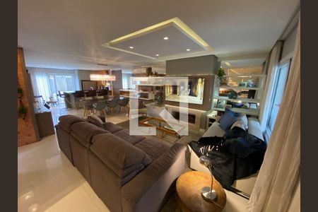 Casa à venda com 3 quartos, 234m² em Sarandi, Porto Alegre