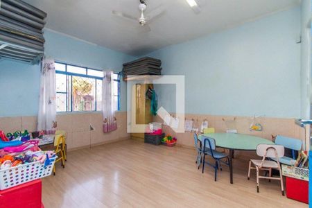 Casa à venda com 150m², 3 quartos e sem vaga