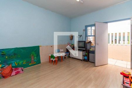 Casa à venda com 150m², 3 quartos e sem vaga