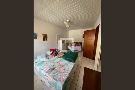 Casa à venda com 120m², 4 quartos e 4 vagas