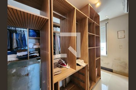 Apartamento para alugar com 571m², 4 quartos e 3 vagasCloset Quarto 1