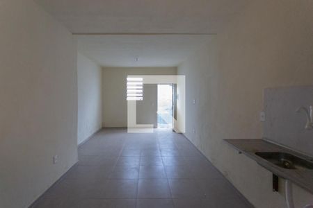 Sala/Quarto/Cozinha de casa para alugar com 1 quarto, 30m² em Bonfim, Belo Horizonte