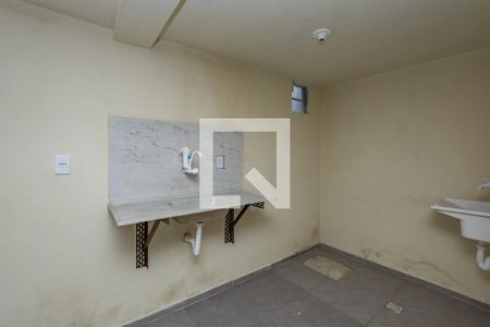 Cozinha de casa para alugar com 1 quarto, 30m² em Bonfim, Belo Horizonte