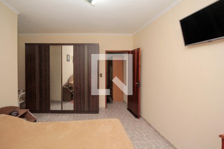 Casa à venda com 120m², 3 quartos e 2 vagasSuíte