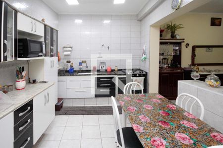 Casa à venda com 120m², 3 quartos e 2 vagasCozinha