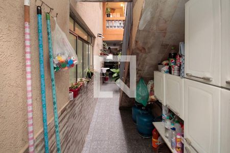 Casa à venda com 120m², 3 quartos e 2 vagasCorredor