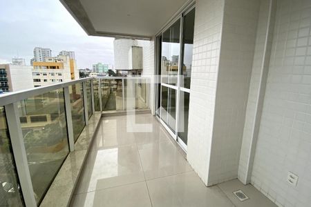 Varanda de apartamento para alugar com 3 quartos, 92m² em Parque Paulicéia, Duque de Caxias