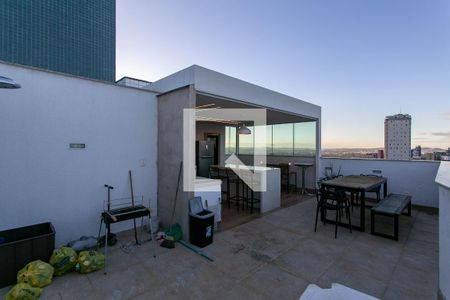Apartamento para alugar com 220m², 3 quartos e 3 vagasCobertura