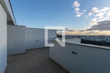 Apartamento para alugar com 220m², 3 quartos e 3 vagasCobertura