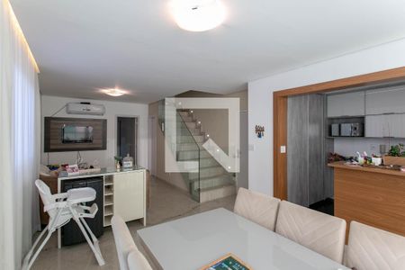 Sala de apartamento para alugar com 3 quartos, 220m² em Ouro Preto, Belo Horizonte