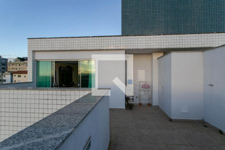 Apartamento para alugar com 220m², 3 quartos e 3 vagasCobertura