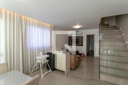 Sala de apartamento para alugar com 3 quartos, 220m² em Ouro Preto, Belo Horizonte