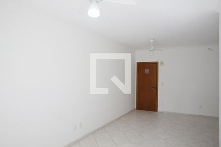 Sala de apartamento para alugar com 3 quartos, 75m² em Canto do Forte, Praia Grande