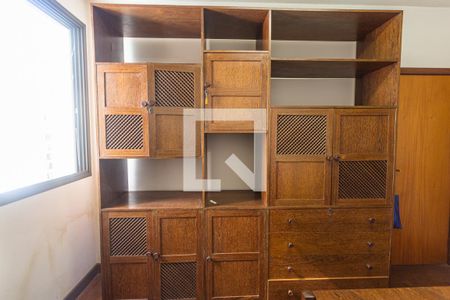 Apartamento à venda com 220m², 4 quartos e 4 vagasArmário do Quarto 4/Escritório