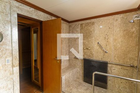 Apartamento à venda com 220m², 4 quartos e 4 vagasBanheiro da Suíte 1