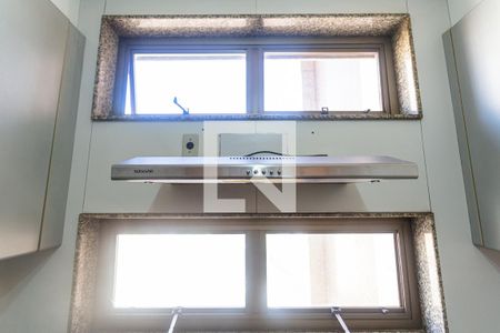 Apartamento à venda com 220m², 4 quartos e 4 vagasExaustor