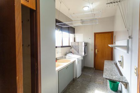 Apartamento à venda com 220m², 4 quartos e 4 vagasÁrea de Serviço