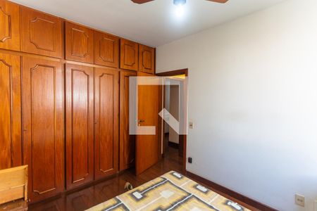 Apartamento à venda com 220m², 4 quartos e 4 vagasSuíte 3