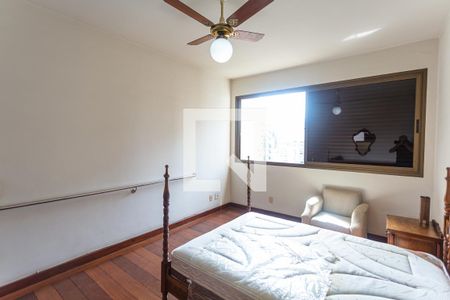 Apartamento à venda com 220m², 4 quartos e 4 vagasSuíte 1