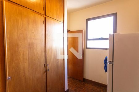 Apartamento à venda com 220m², 4 quartos e 4 vagasQuarto de Serviço 2