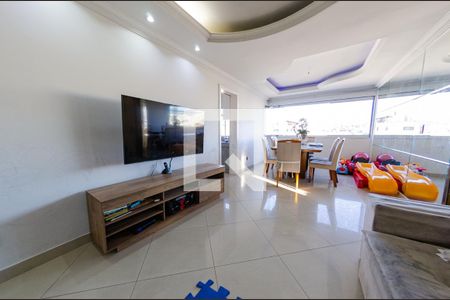 Sala de apartamento à venda com 3 quartos, 96m² em Padre Eustáquio, Belo Horizonte