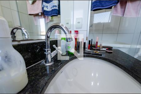 Apartamento à venda com 96m², 3 quartos e 2 vagasBanheiro suíte