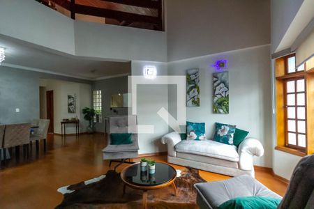 Sala de Estar de casa para alugar com 4 quartos, 350m² em Jardim do Mar, São Bernardo do Campo