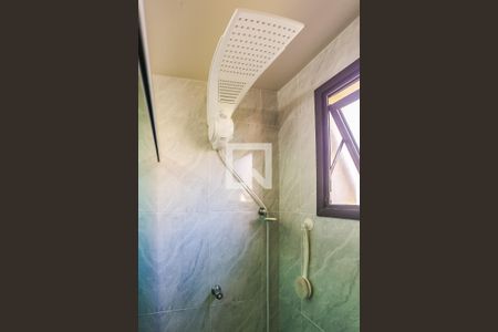 Apartamento à venda com 110m², 3 quartos e 2 vagasSuíte - Banheiro