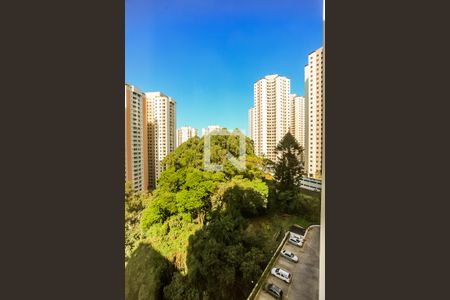 Apartamento à venda com 110m², 3 quartos e 2 vagasSuíte - Varanda