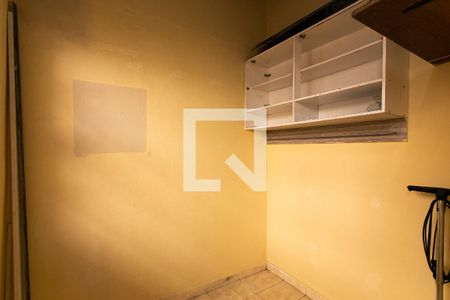 Casa à venda com 80m², 2 quartos e 1 vagaQuarto de Serviço