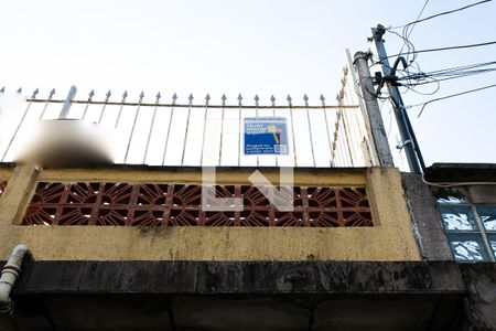 Casa à venda com 80m², 2 quartos e 1 vagaFachada - Placa