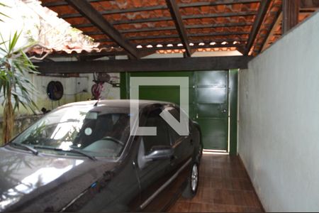Casa à venda com 83m², 2 quartos e 2 vagasGaragem