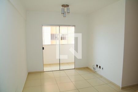 Sala de apartamento para alugar com 2 quartos, 60m² em Setor O, Brasília