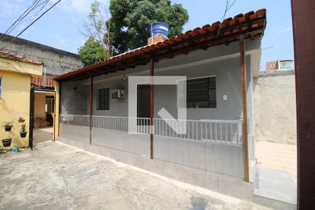 Casa para alugar com 30m², 1 quarto e 1 vagaFachada e varanda