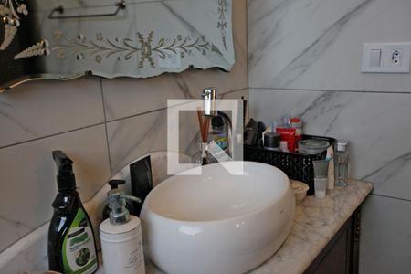 Casa à venda com 220m², 4 quartos e 2 vagasBanheiro Social 2