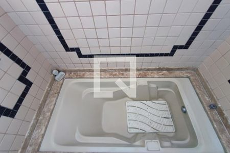 Apartamento à venda com 70m², 1 quarto e 1 vagaBanheiro da Suíte