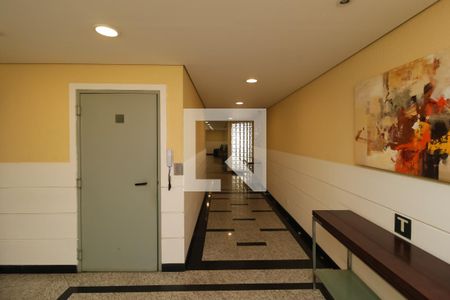 Apartamento para alugar com 56m², 2 quartos e 1 vaga Apartamento para alugar com 56m², 2 quartos e 1 vagaHall social