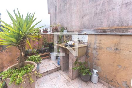 Casa à venda com 121m², 2 quartos e 1 vagaÁrea de serviço