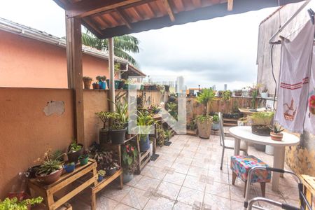 Casa à venda com 121m², 2 quartos e 1 vagaVaranda quarto 2