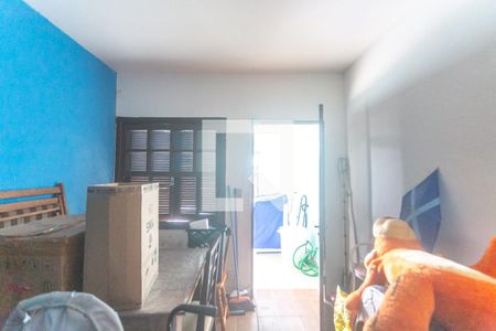 Casa à venda com 121m², 2 quartos e 1 vagaQuarto de serviço