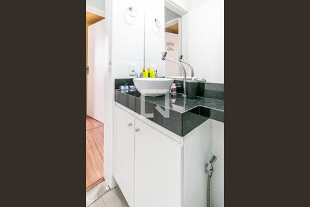 Apartamento para alugar com 52m², 2 quartos e 1 vaga Apartamento para alugar com 52m², 2 quartos e 1 vagaBanheiro